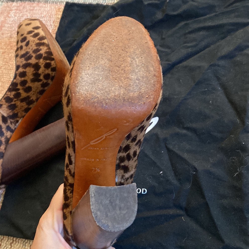 B Brian Atwood Leopard Ponyskin 5.5”  Heels - Picture 5 of 10